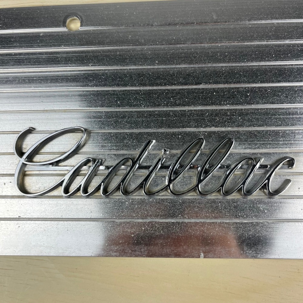 Vintage Cadillac Chrome Ribbed Metal License Plate Vanity Tag Crest Logo Emblem - Picture 4 of 7